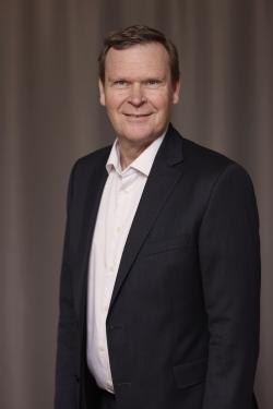 PETER SCHÖN